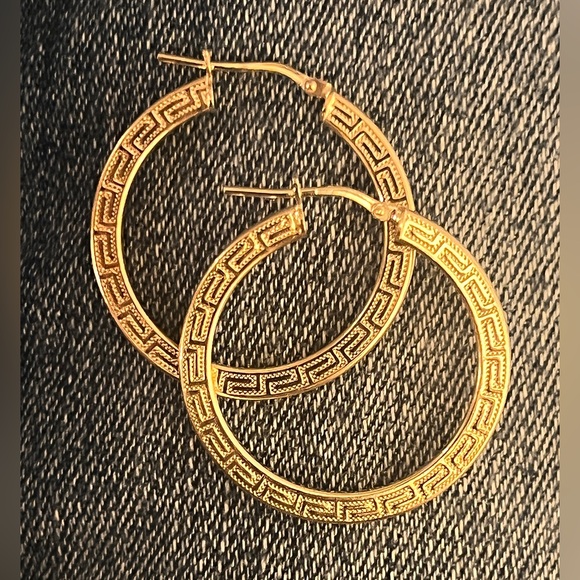 Mia Fiore Italy 18kt Gold Plated Sterling Silver Etched Hoop Earrings NWT - Picture 2 of 6